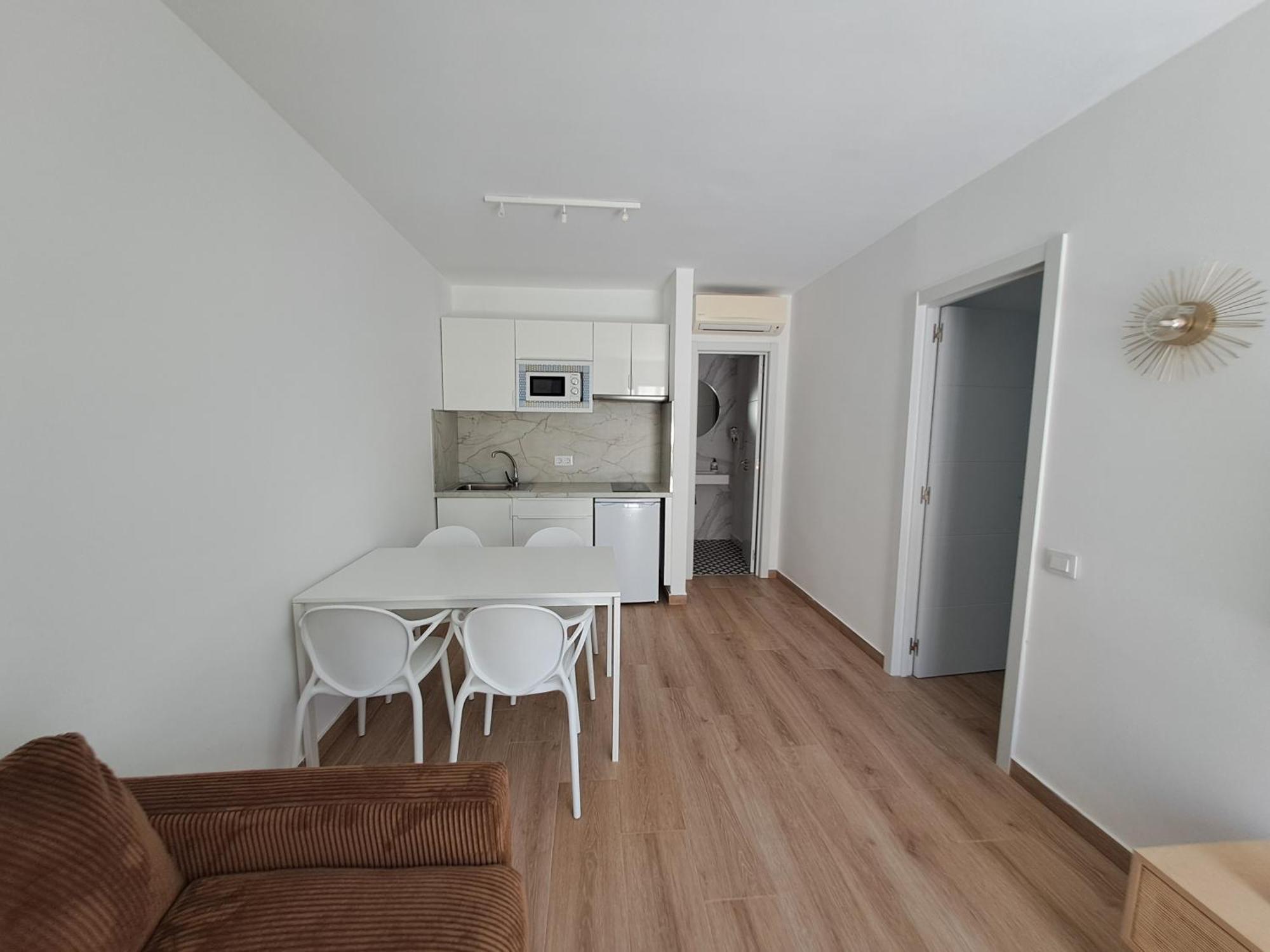 Homeforguest Apartamento 13 Con Terraza Y Piscina En Corralejo Exteriér fotografie