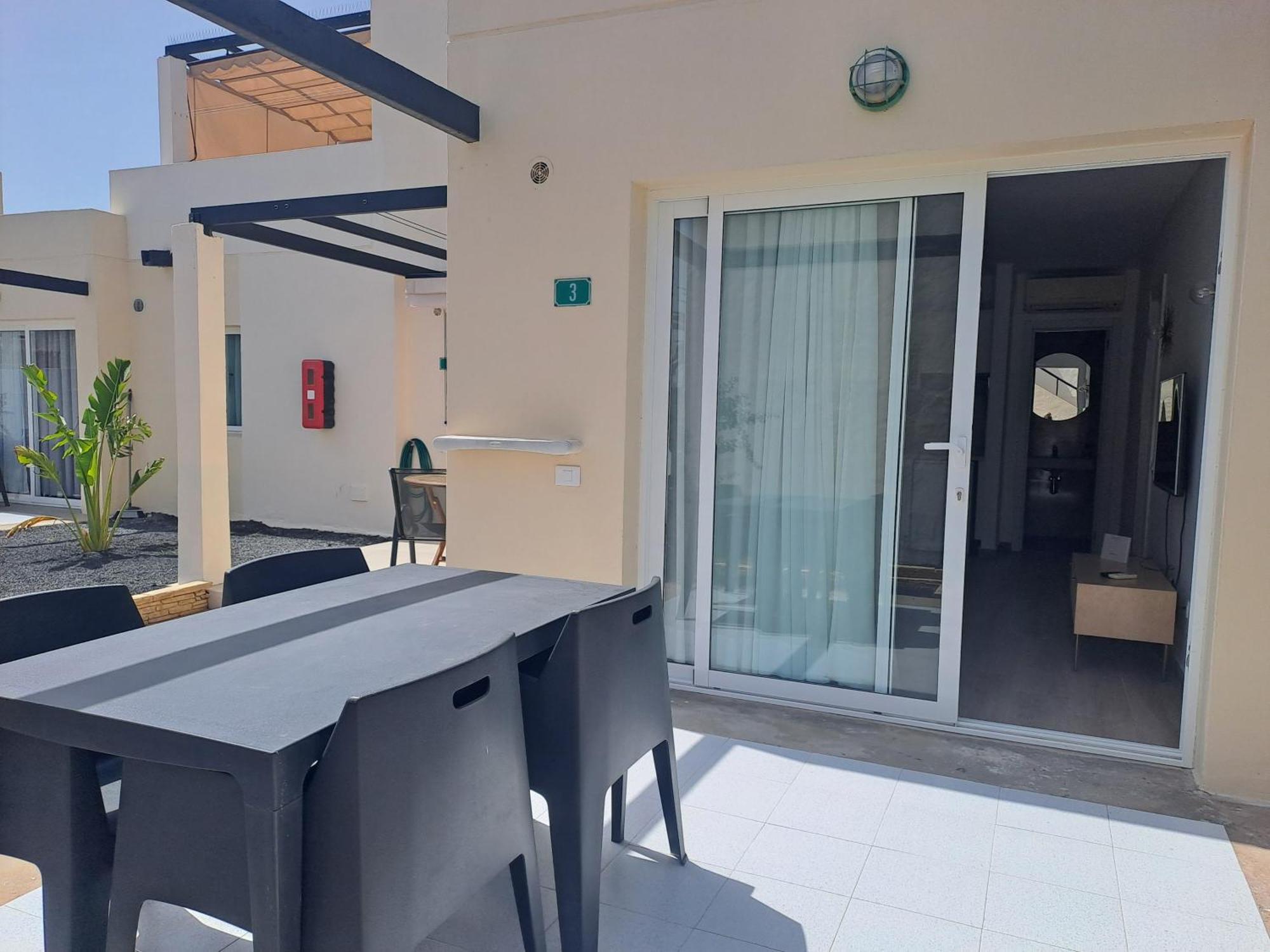Homeforguest Apartamento 13 Con Terraza Y Piscina En Corralejo Exteriér fotografie